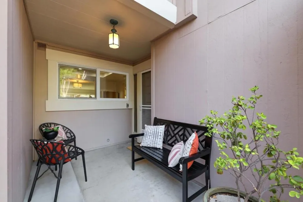 1349 Merrivale West Square San Jose, CA 95117