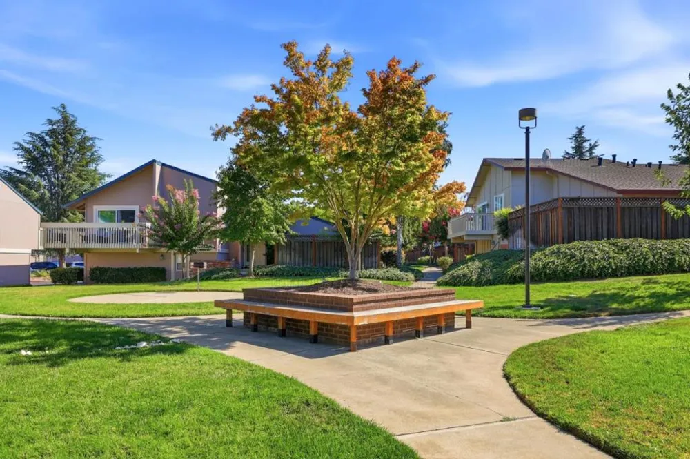 1349 Merrivale West Square San Jose, CA 95117