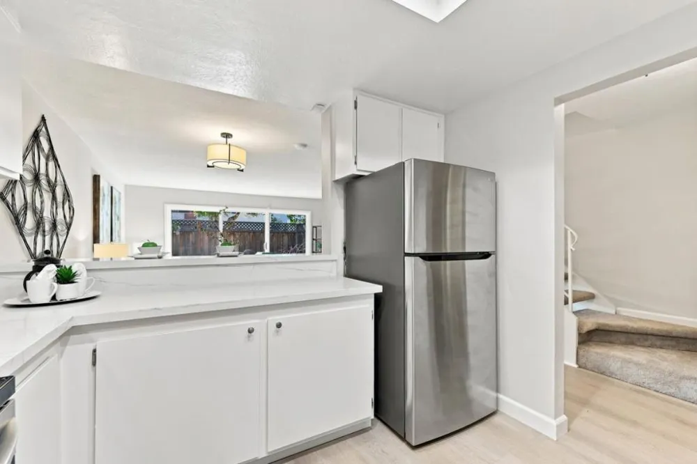 1349 Merrivale West Square San Jose, CA 95117
