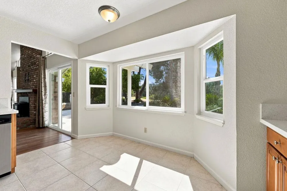 3180 Argonaut Avenue Rocklin, CA 95677