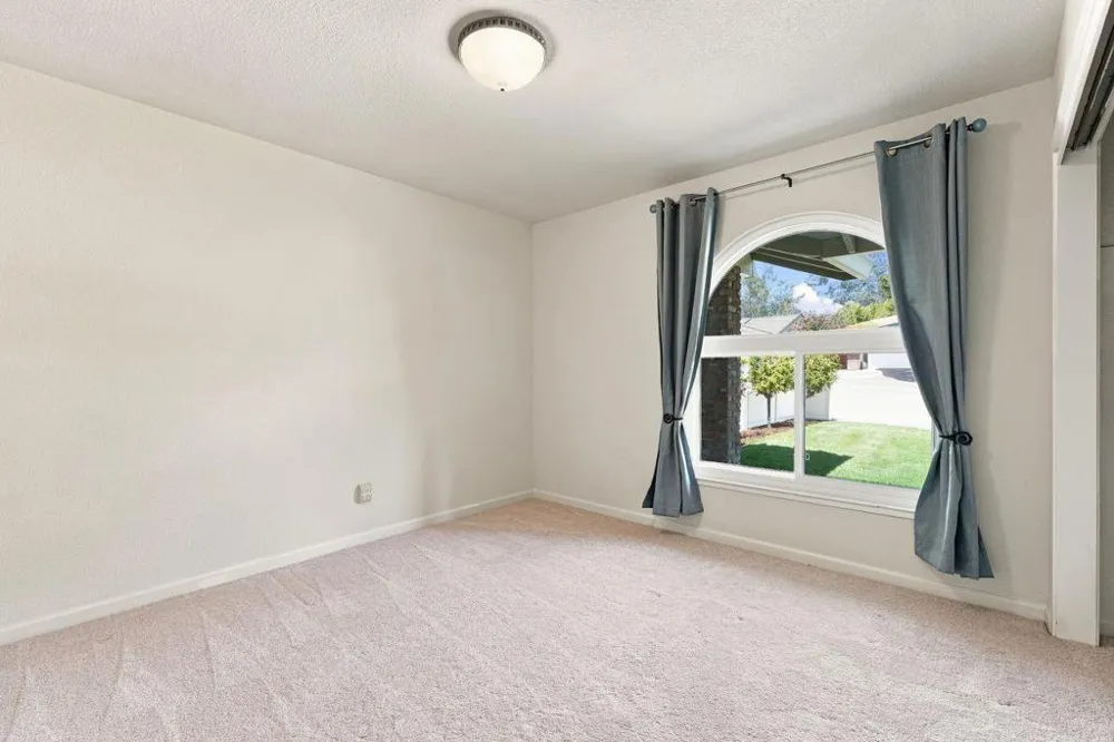 3180 Argonaut Avenue Rocklin, CA 95677