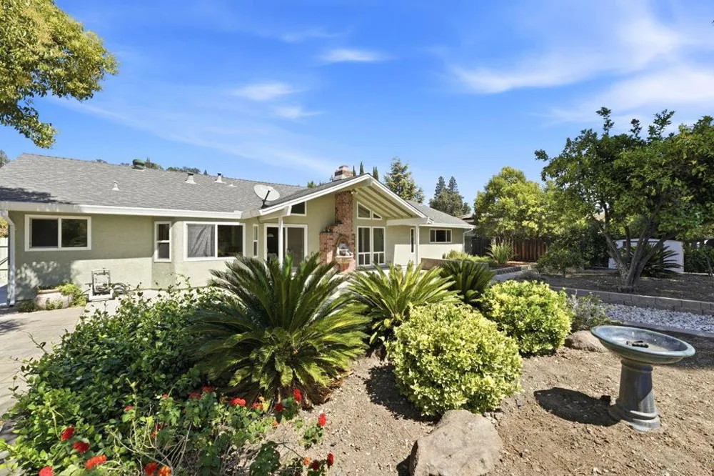 3180 Argonaut Avenue Rocklin, CA 95677