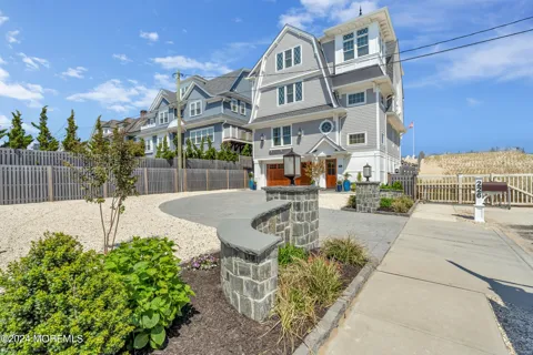 226 Dune Avenue