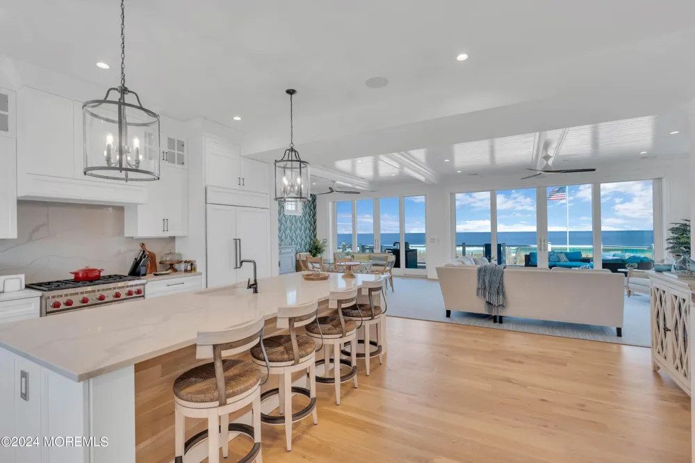 226 Dune Avenue Mantoloking, NJ 08738
