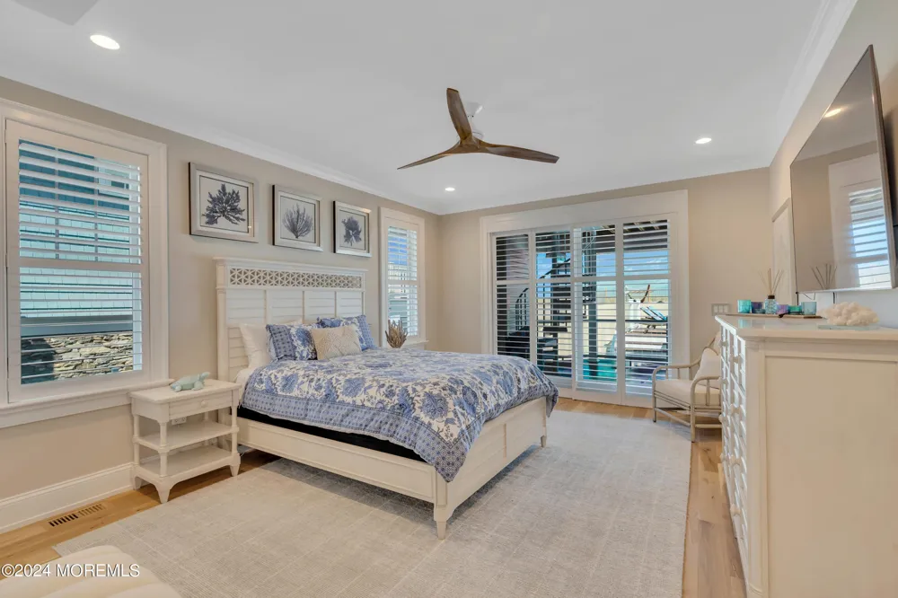226 Dune Avenue Mantoloking, NJ 08738