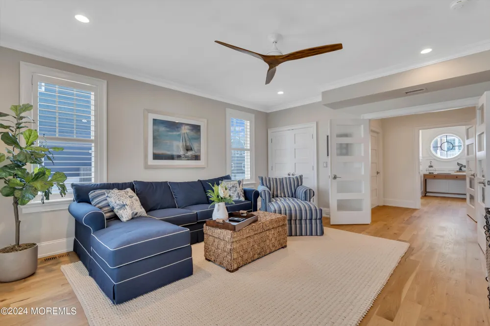 226 Dune Avenue Mantoloking, NJ 08738