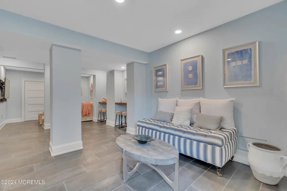 226 Dune Avenue Mantoloking, NJ 08738