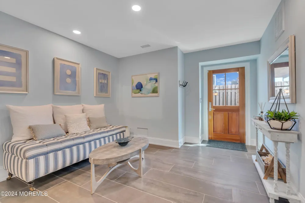 226 Dune Avenue Mantoloking, NJ 08738