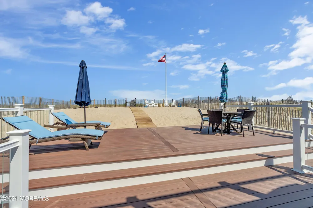 226 Dune Avenue Mantoloking, NJ 08738