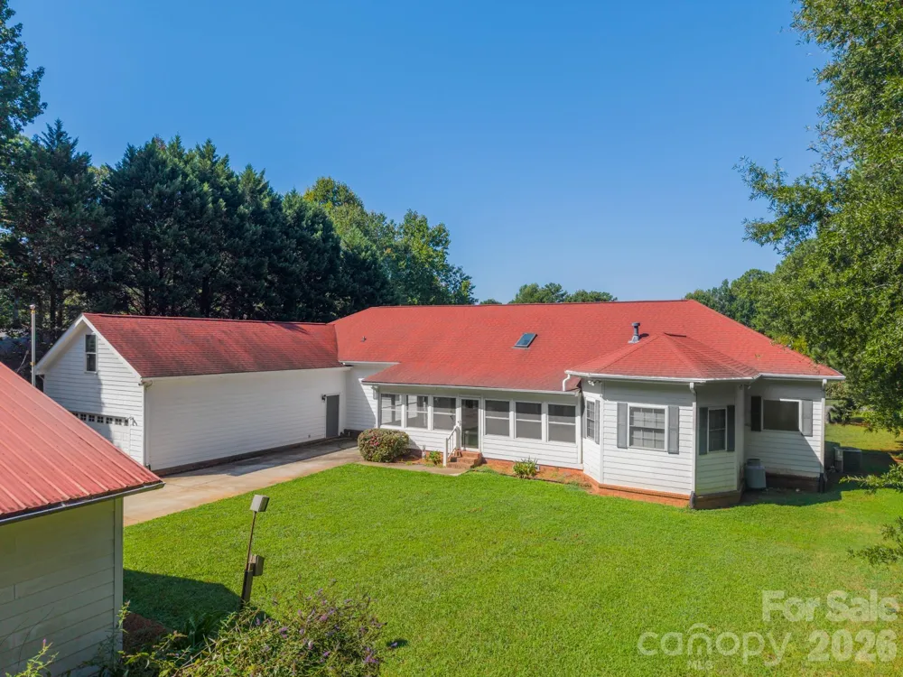 1673 Forest Ridge Drive Stanley, NC 28164
