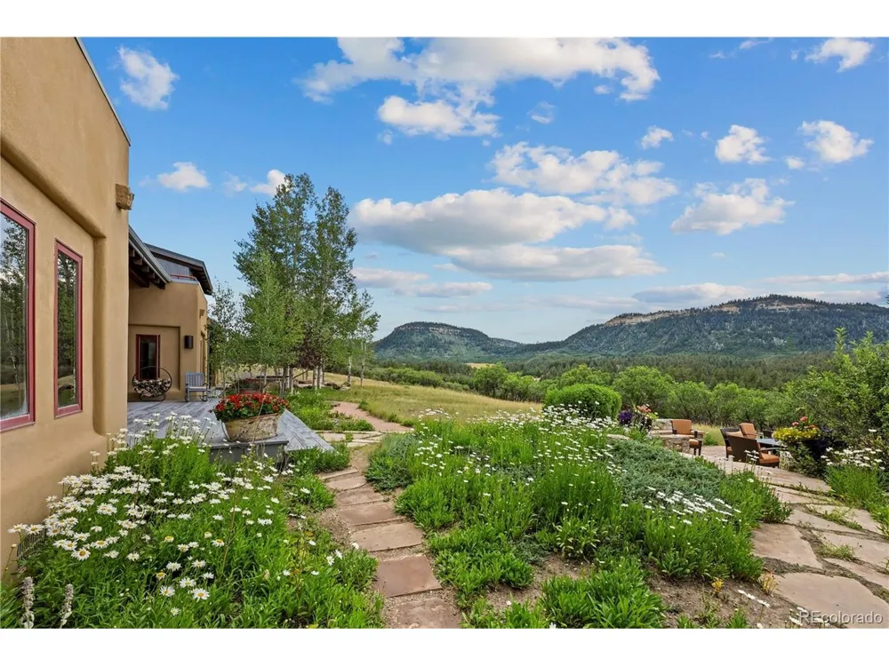 181 Jawbone Canyon Place Chromo, CO 81128
