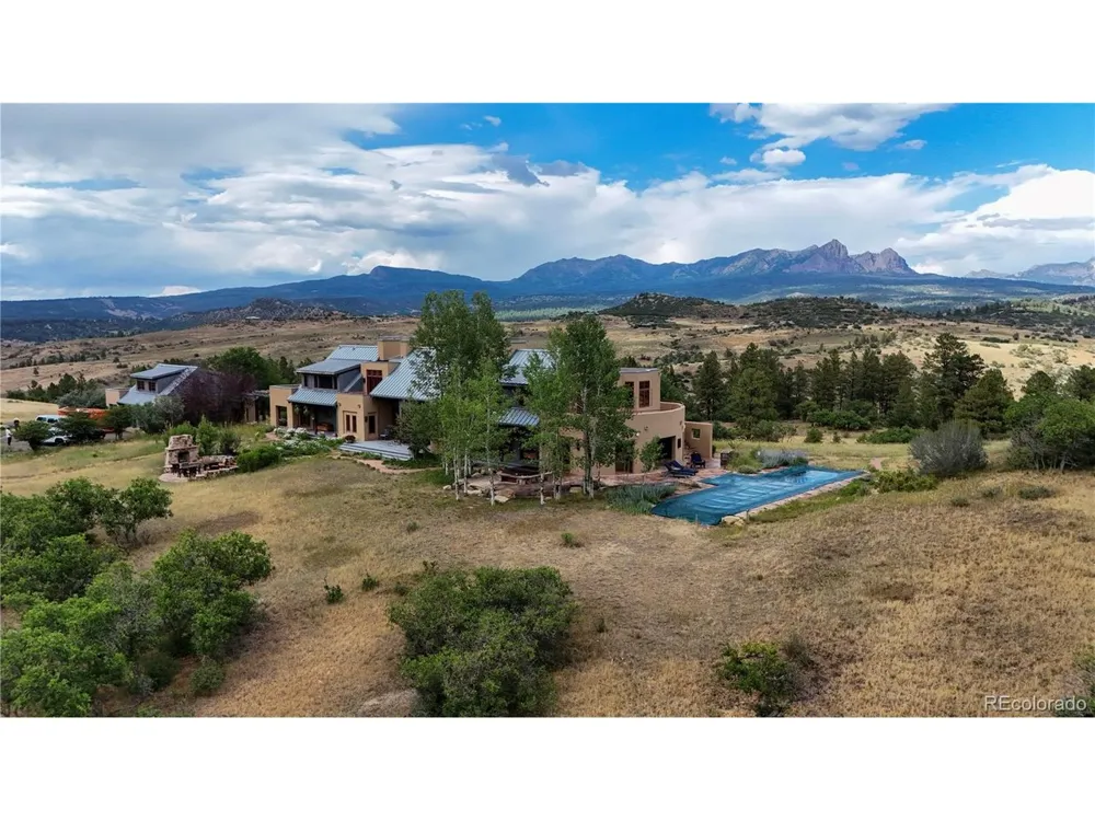 181 Jawbone Canyon Place Chromo, CO 81128