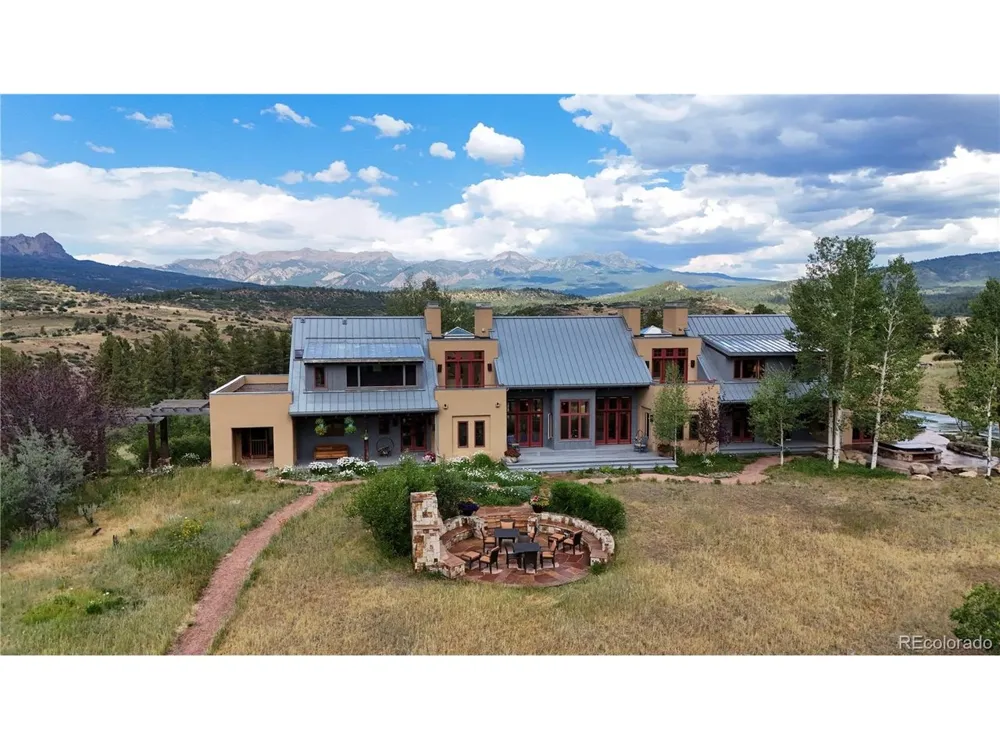 181 Jawbone Canyon Place Chromo, CO 81128