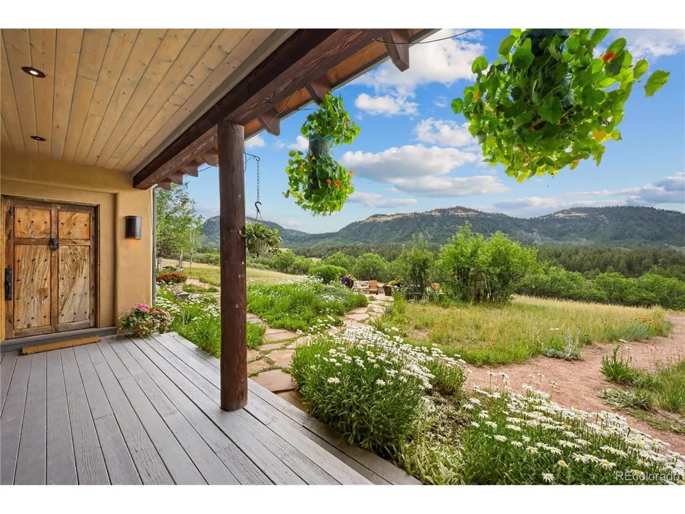 181 Jawbone Canyon Place Chromo, CO 81128