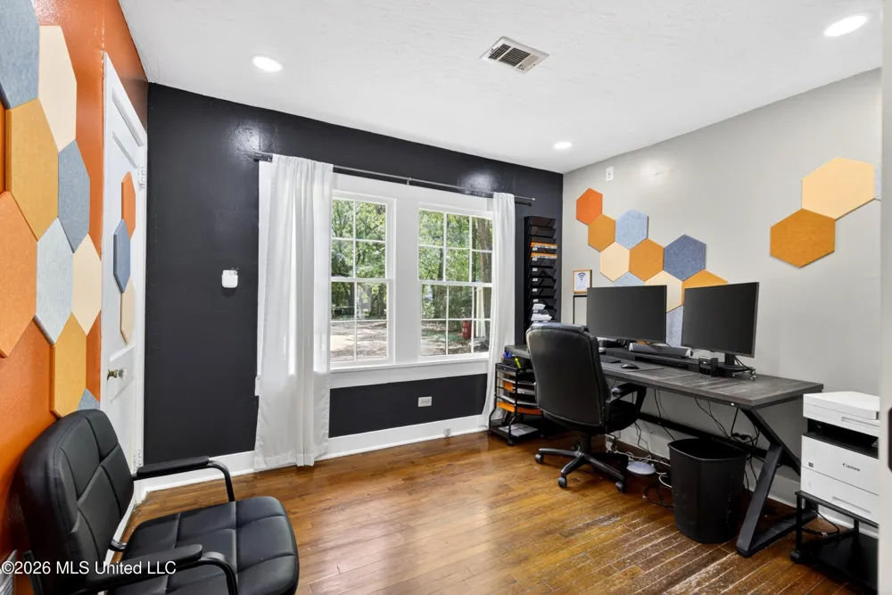 208 S 25th Avenue Hattiesburg, MS 39401