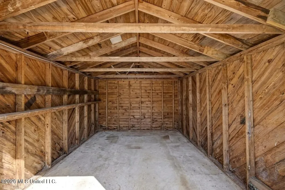 208 S 25th Avenue Hattiesburg, MS 39401