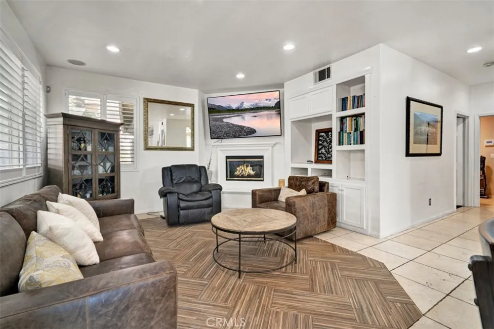 13692 Sandhill Crane Corona, CA 92880
