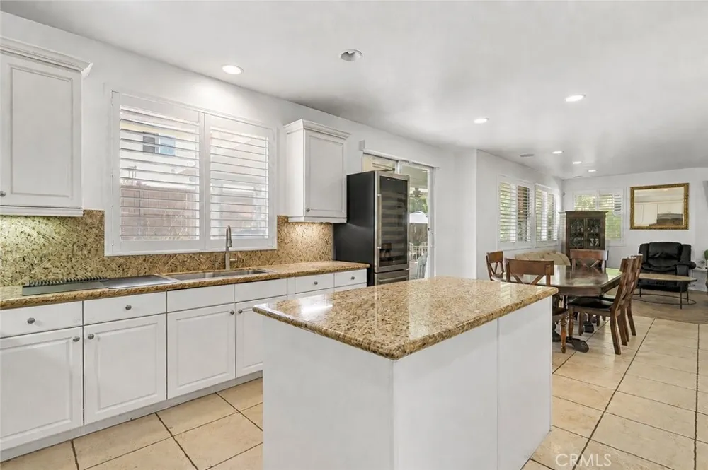 13692 Sandhill Crane Corona, CA 92880