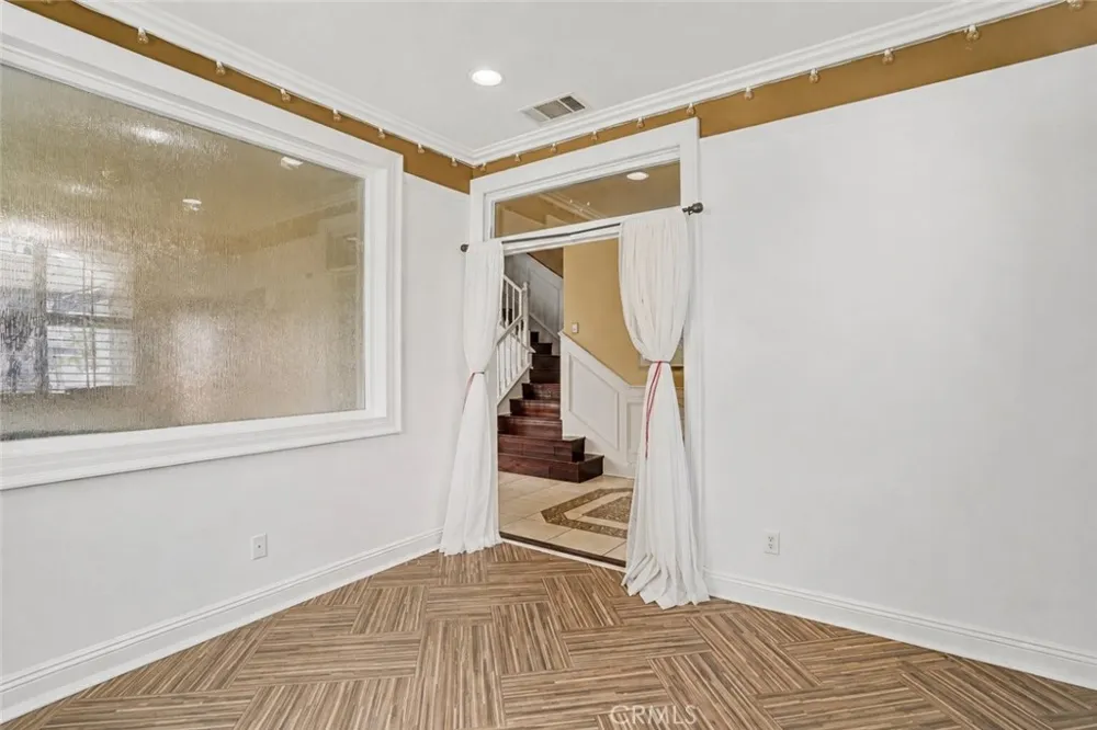 13692 Sandhill Crane Corona, CA 92880
