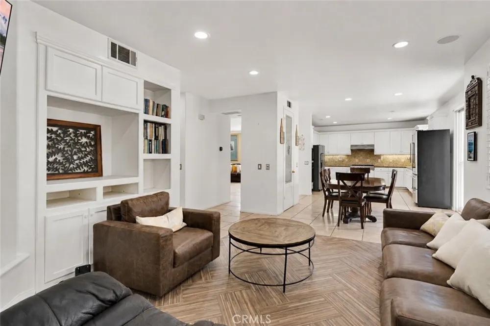 13692 Sandhill Crane Corona, CA 92880