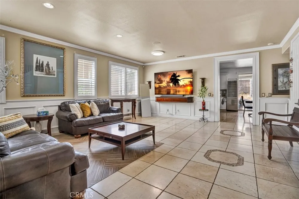 13692 Sandhill Crane Corona, CA 92880