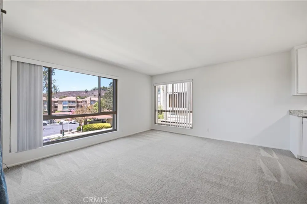 254 Sequoia Court #26 Thousand Oaks, CA 91360