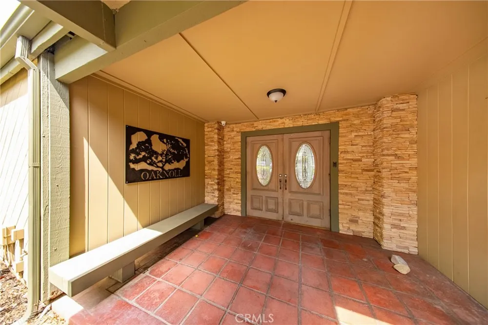 254 Sequoia Court #26 Thousand Oaks, CA 91360