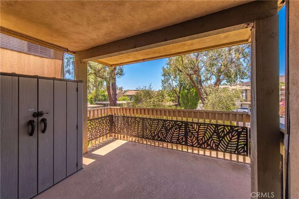 254 Sequoia Court #26 Thousand Oaks, CA 91360