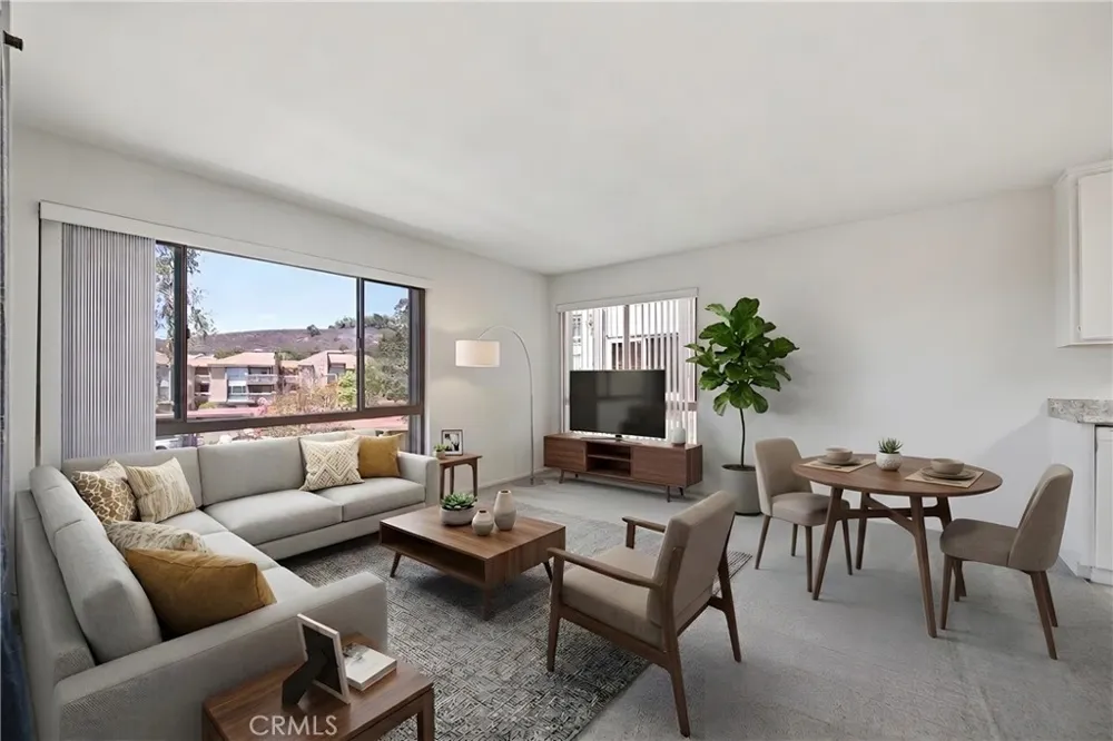 254 Sequoia Court #26 Thousand Oaks, CA 91360