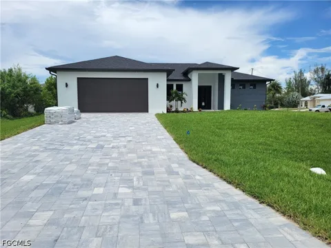 NW 15th Street