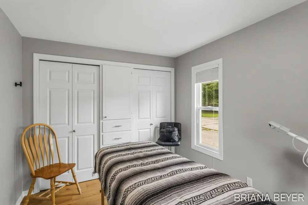 32 W Mckinley Avenue Zeeland, MI 49464
