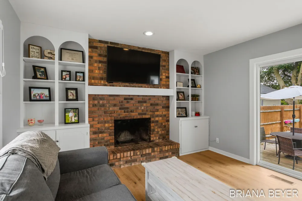 32 W Mckinley Avenue Zeeland, MI 49464