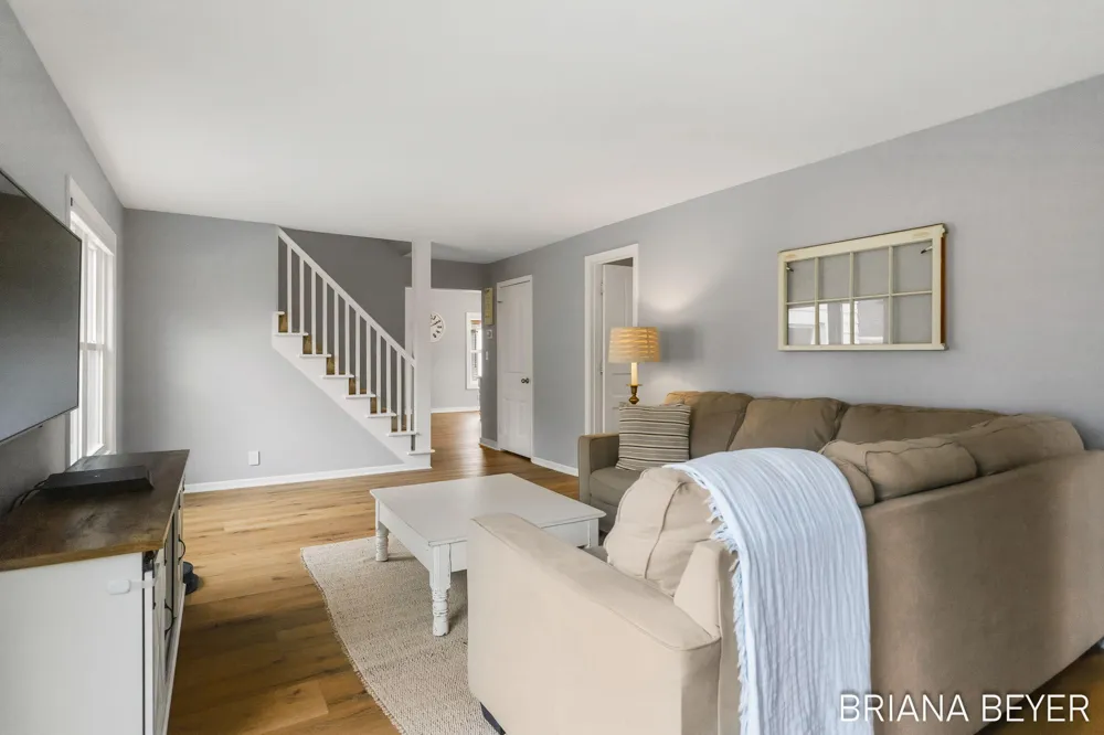 32 W Mckinley Avenue Zeeland, MI 49464