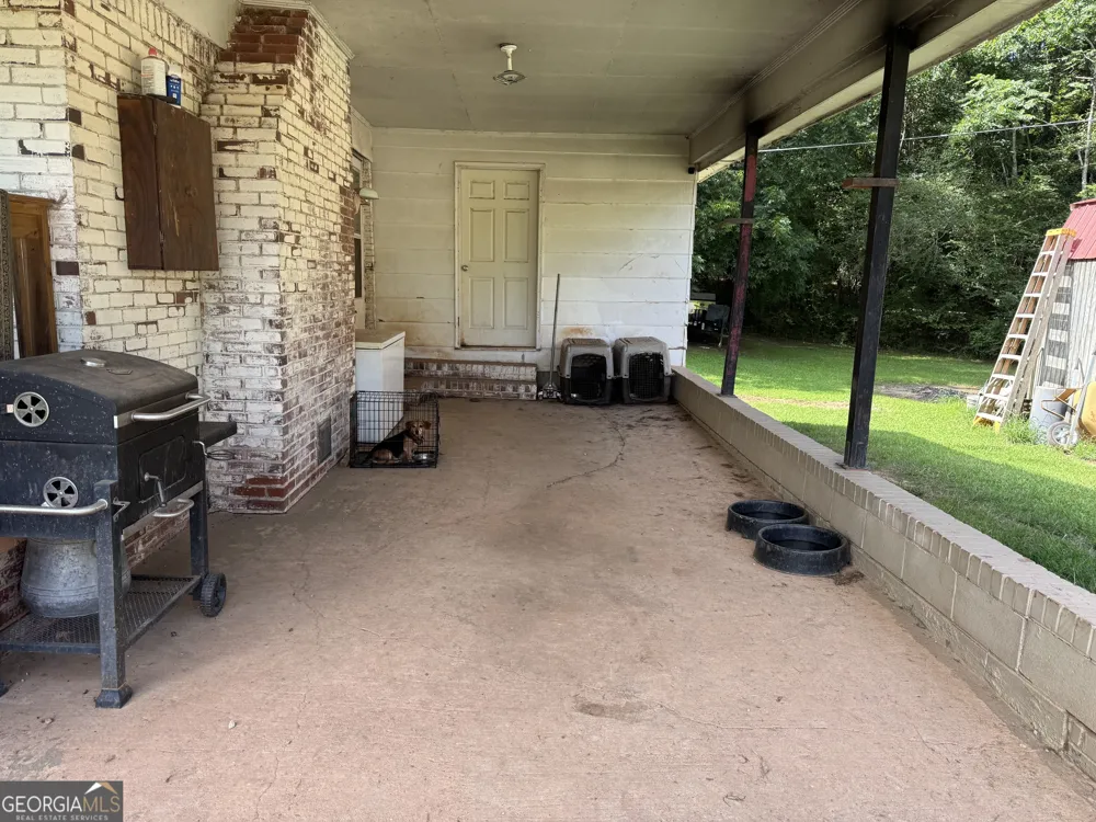 3978 Bartley RD West Point, GA 31833