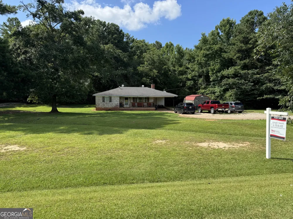 3978 Bartley RD West Point, GA 31833