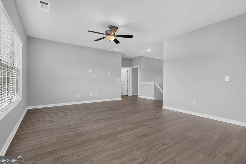 979 Dortch RD Eastanollee, GA 30538