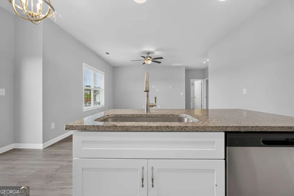 979 Dortch RD Eastanollee, GA 30538