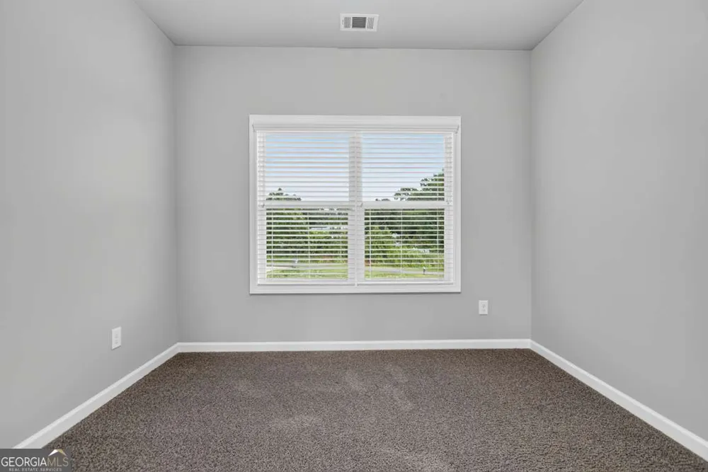 979 Dortch RD Eastanollee, GA 30538
