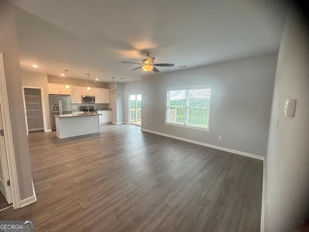 979 Dortch RD Eastanollee, GA 30538