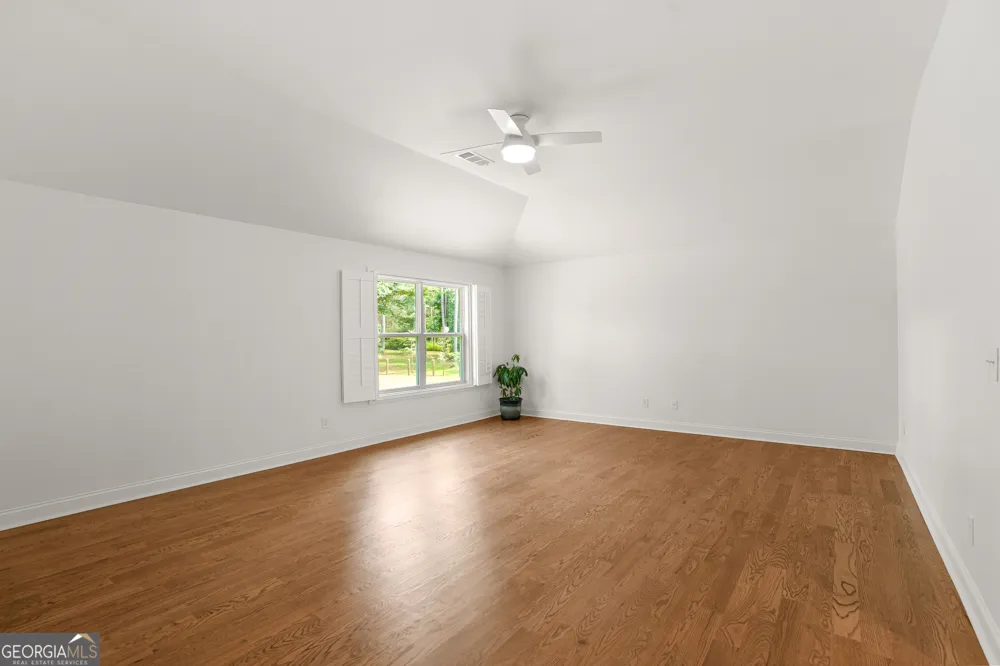695 Dead Oak RD Senoia, GA 30276