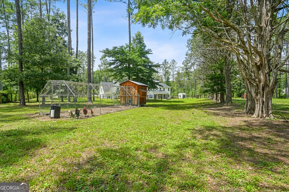 695 Dead Oak RD Senoia, GA 30276