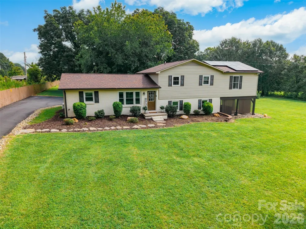 6060 Lineberger Road Sherrills Ford, NC 28673
