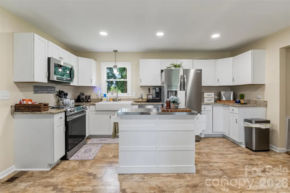 6060 Lineberger Road Sherrills Ford, NC 28673