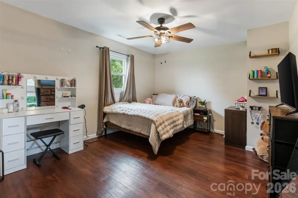 6060 Lineberger Road Sherrills Ford, NC 28673