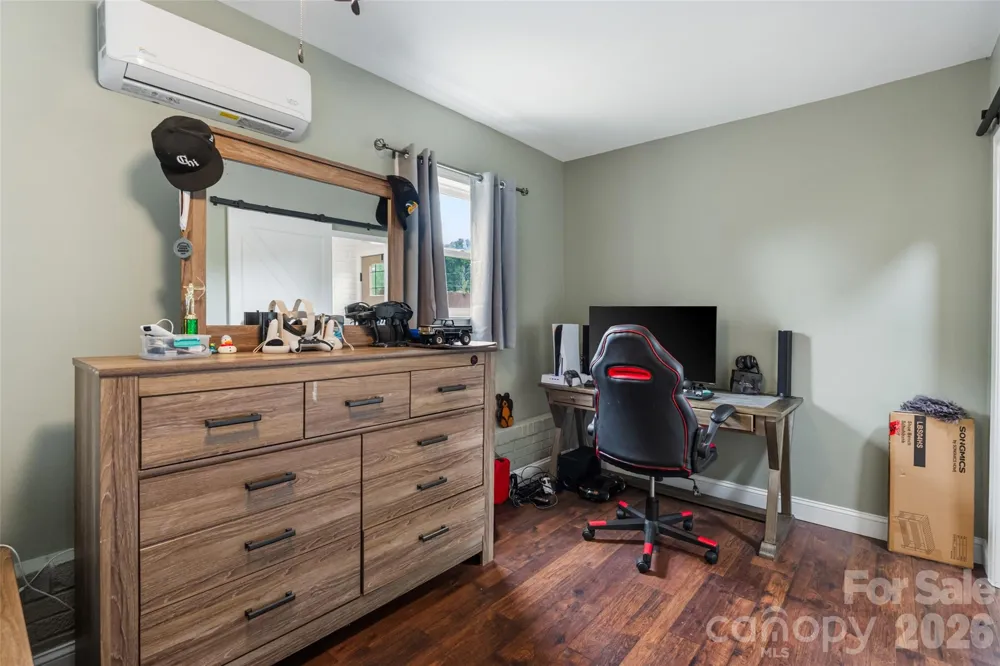 6060 Lineberger Road Sherrills Ford, NC 28673