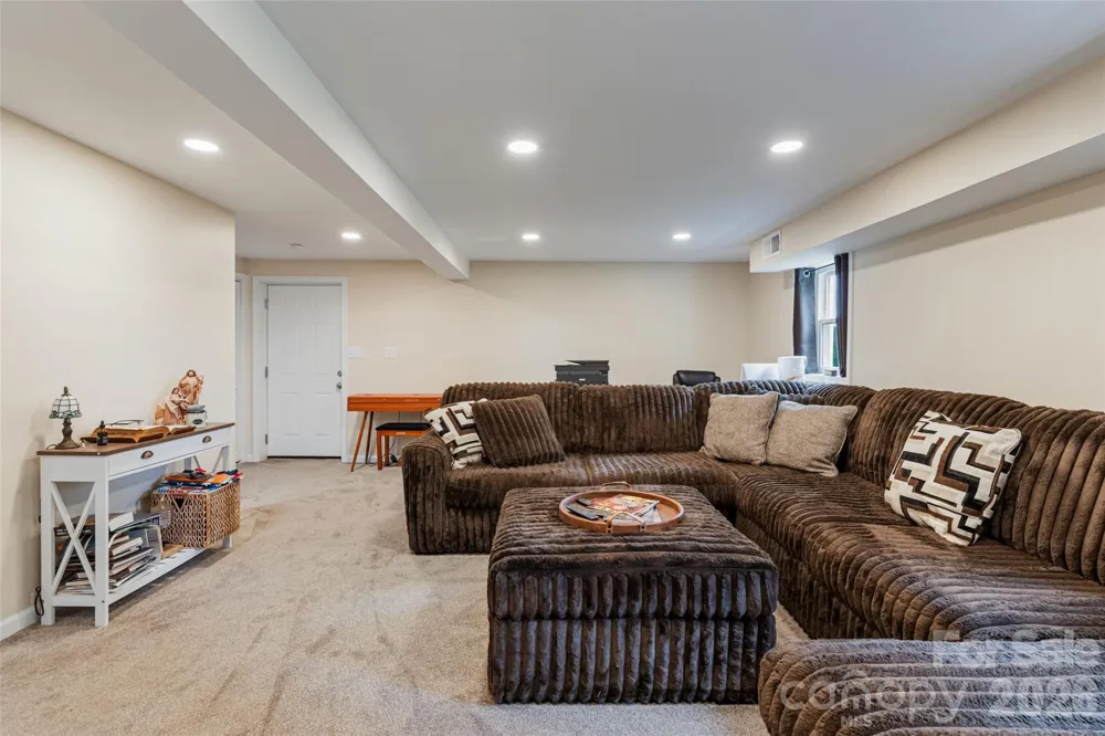 6060 Lineberger Road Sherrills Ford, NC 28673