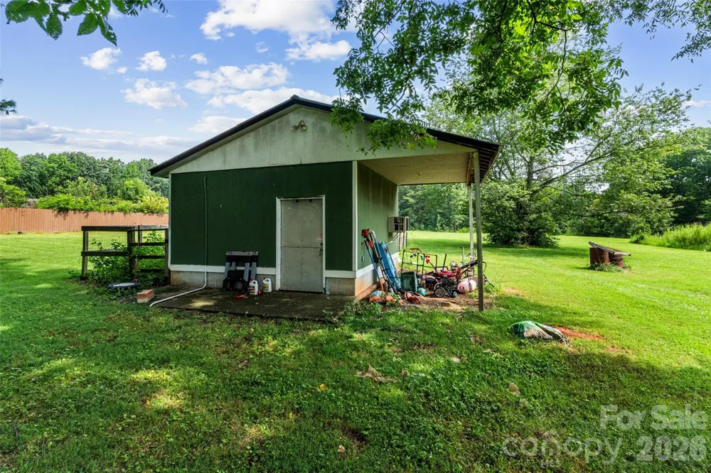 6060 Lineberger Road Sherrills Ford, NC 28673