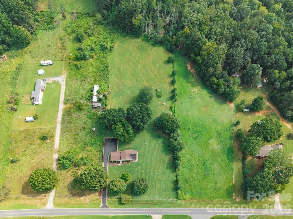 6060 Lineberger Road Sherrills Ford, NC 28673