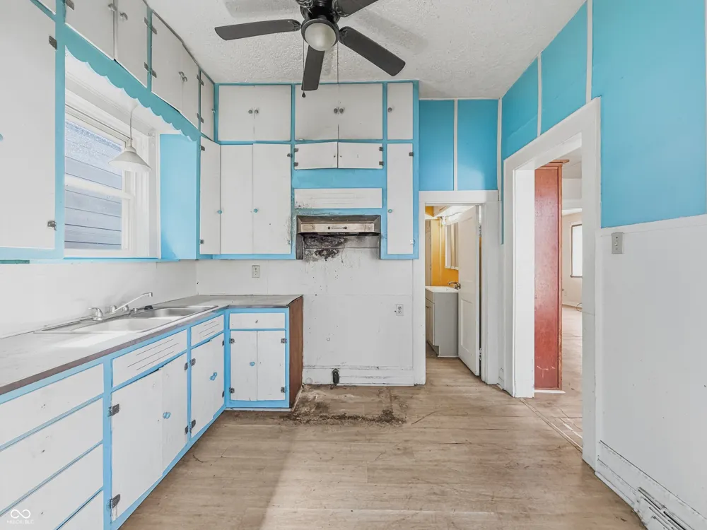 1709 Spruce Street Indianapolis, IN 46203