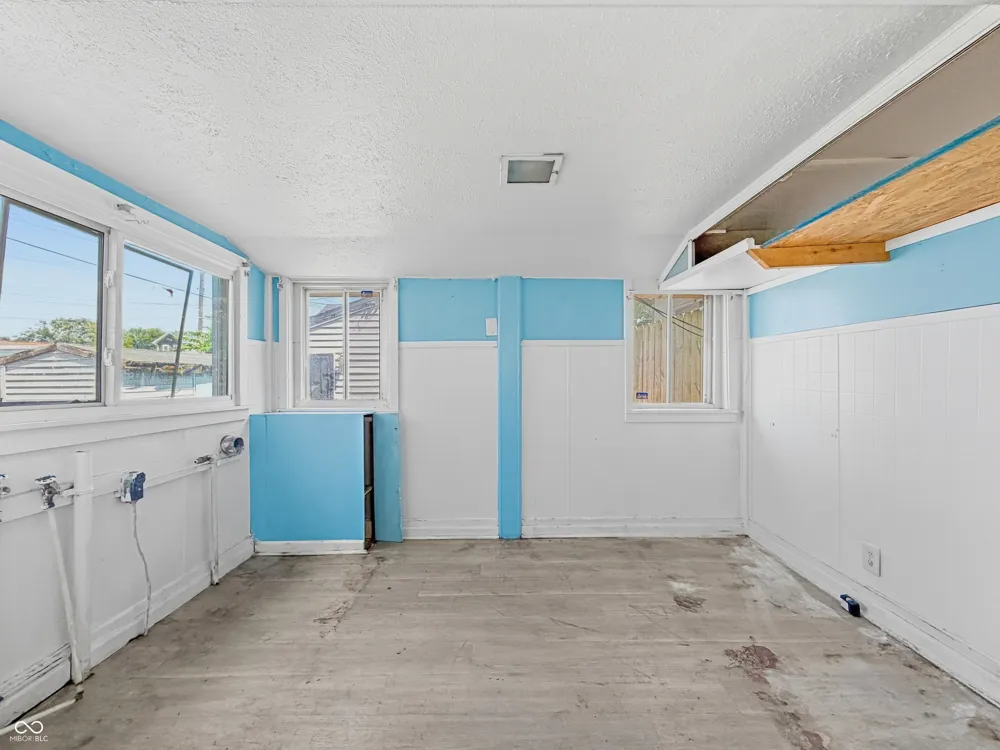 1709 Spruce Street Indianapolis, IN 46203